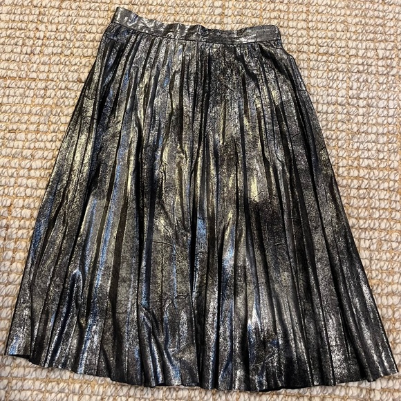 Zara metallic silver party skirt - Picture 1 of 3